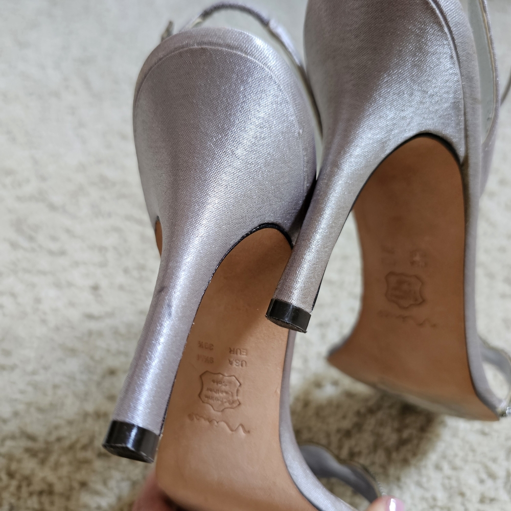 Nina Silver Satin Sandals Size 9.5 - Picture 11 of 11
